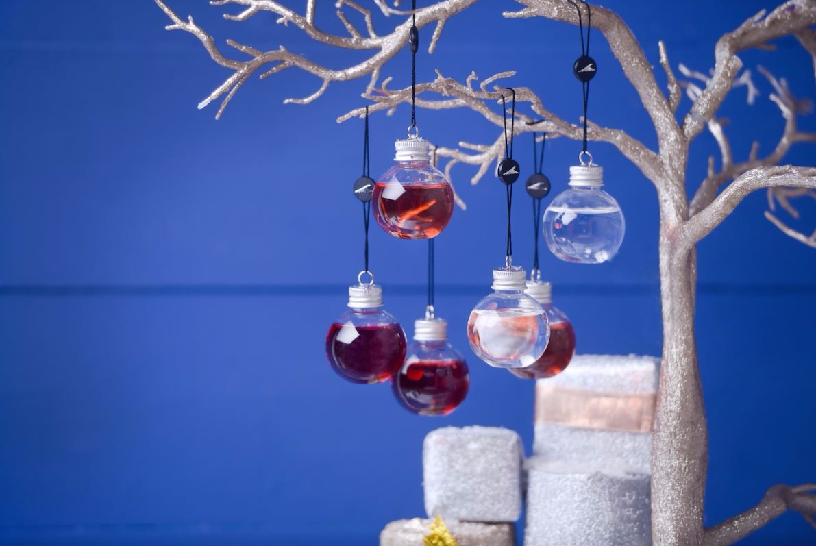 Gin-filled baubles are the only Christmas tree decorations you need this year – Unscrambled.sg